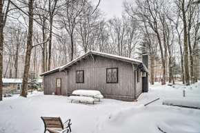 Pocono Lake Cabin with Screened Patio Near Skiing! Pocono Pines